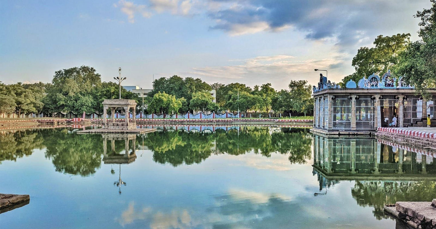 Shenbagakutty Temple