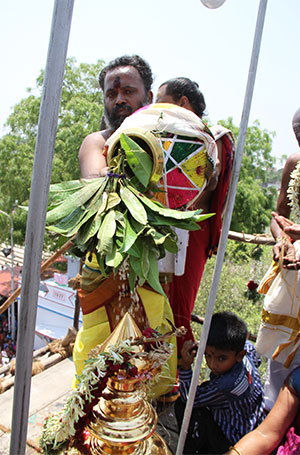 Vinayagar Kovil Kumbabisheham